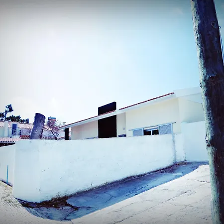 Residencia Praia Norte - Al Gasthof Nazaré