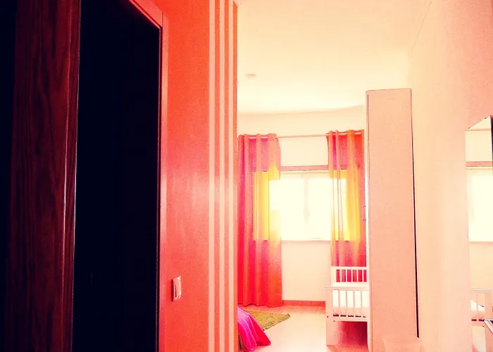 בית הארחה Residencia Norte - Al 4*