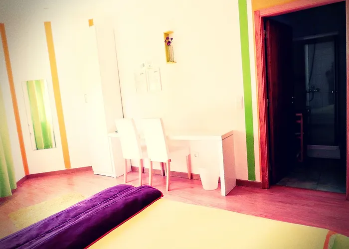 בית הארחה Residencia Norte - Al 4*